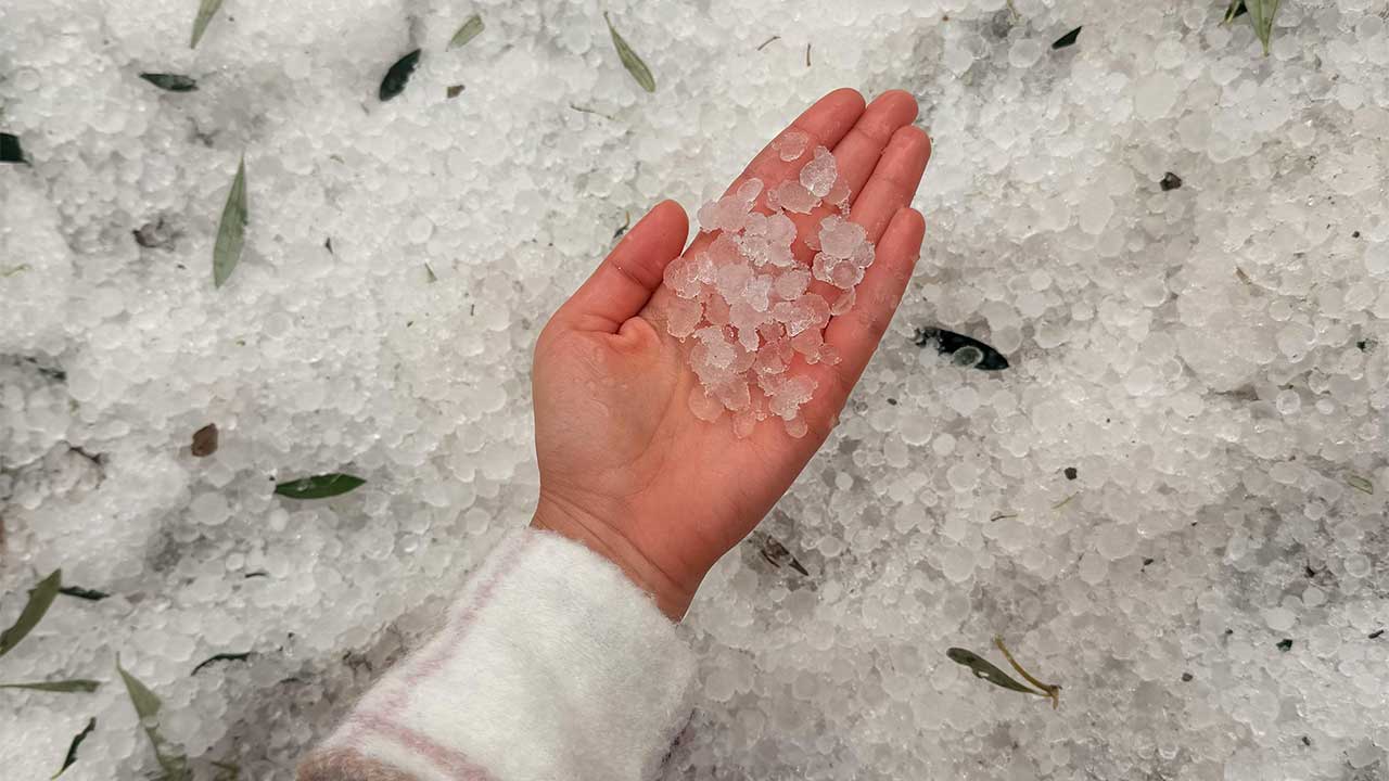 Advanced Roofing Inc - How Large Does Hail Need to Be to Damage Your Roof in Illinois?